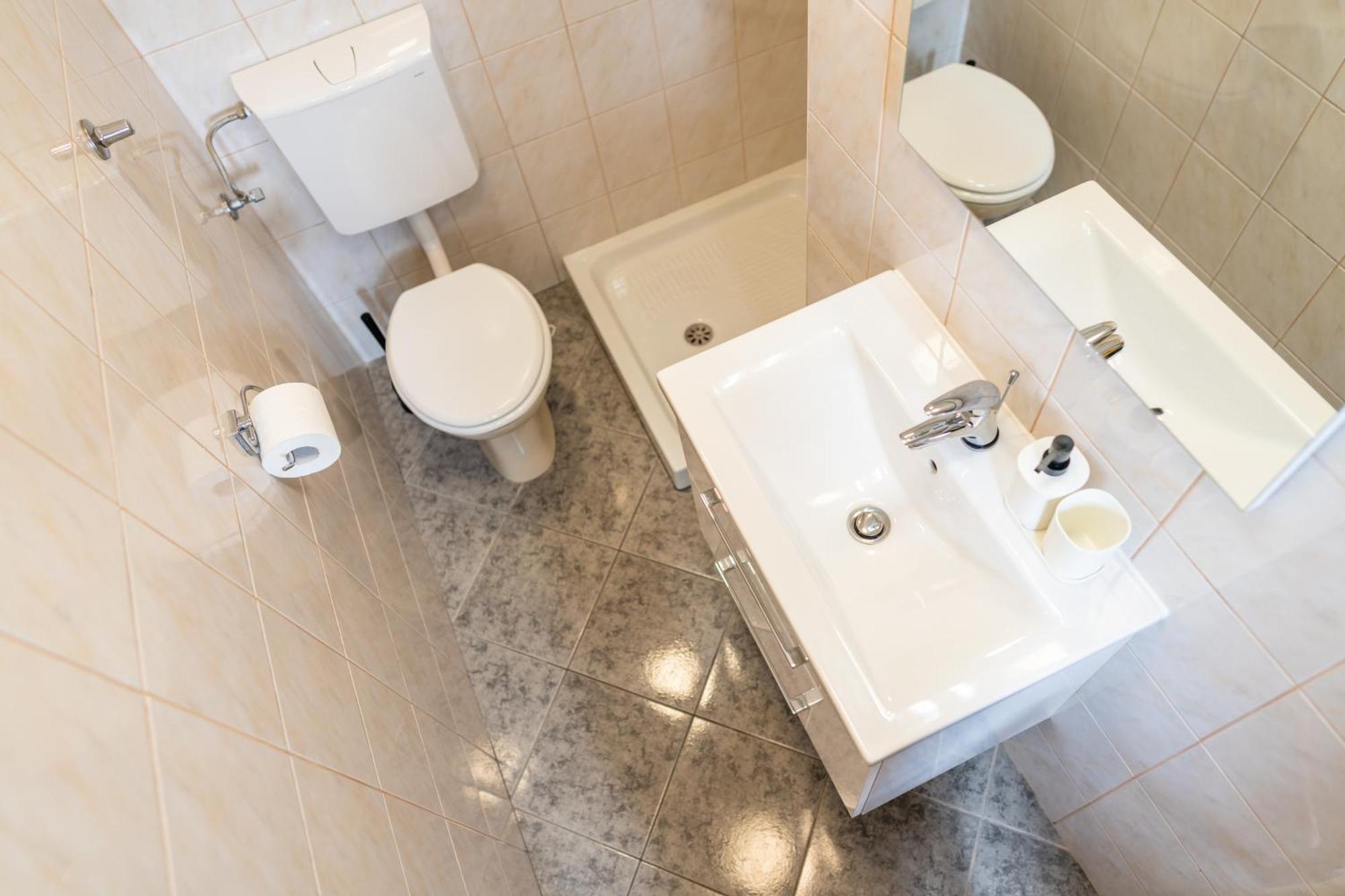 Apartmaji Hodak بوينج الغرفة الصورة
